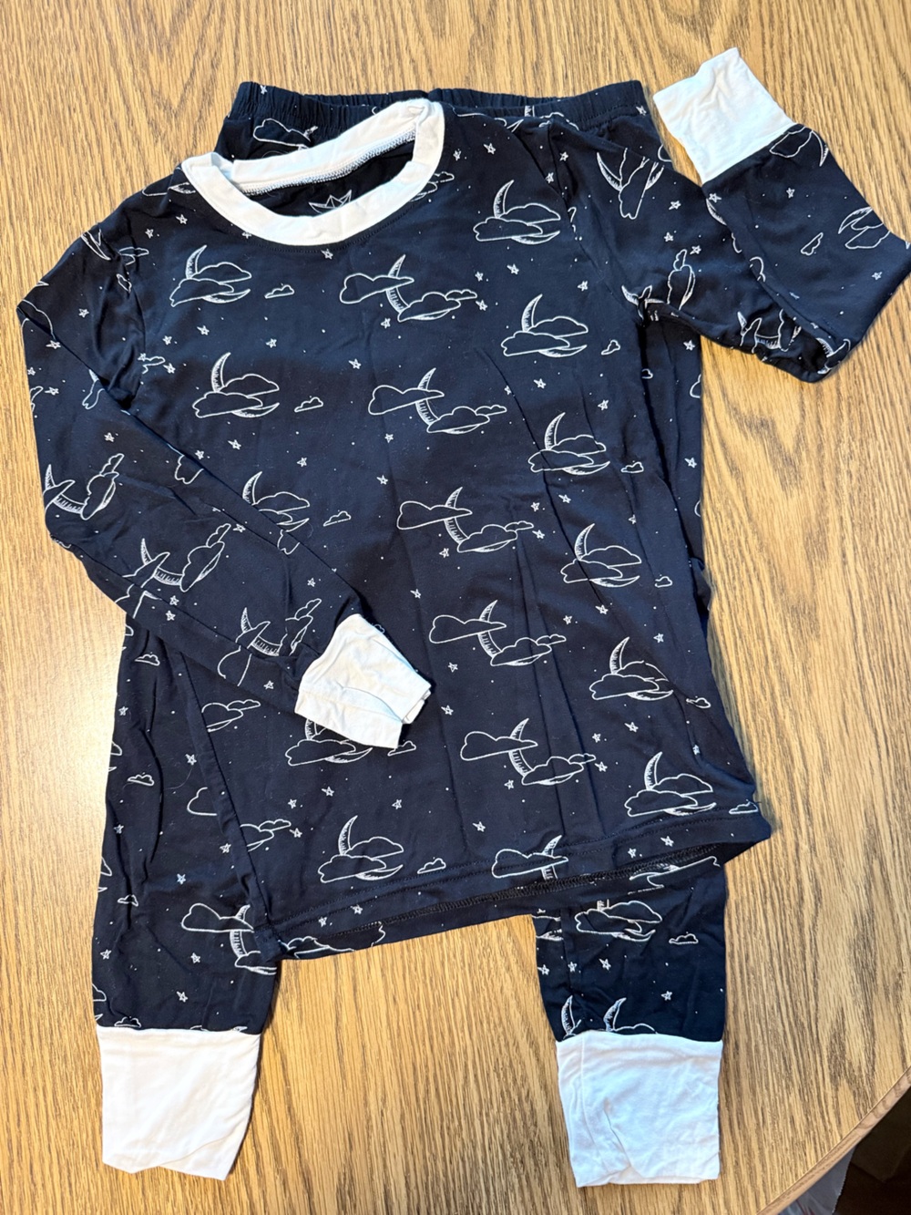 Peregrine Size 6 Black Bird-Print Pajama Set with White Trim